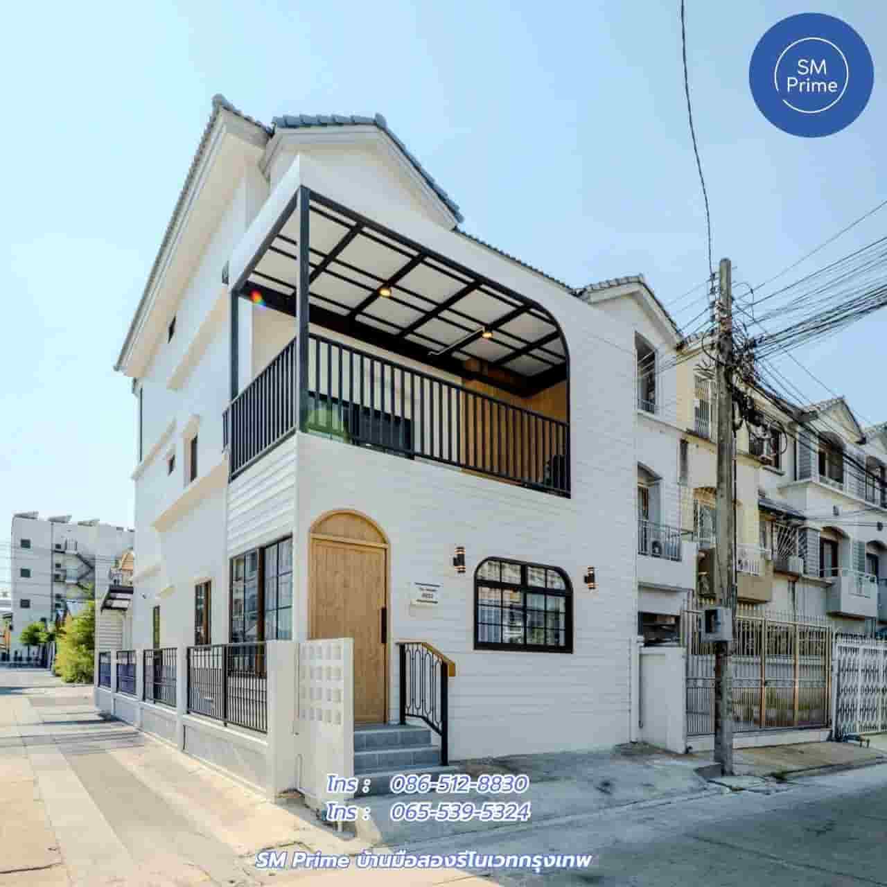 ลดแรง 6 แสน!! ทาวน์โฮม 3 ชั้น รีโนเวทใหม่ พระราม 9 ซอย 43 ใกล้เดอะไนน์ ทางด่วน รถไฟฟ้า ม.รามฯ